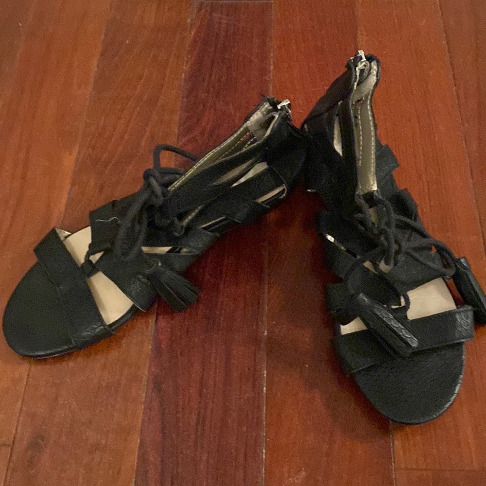 Sam & Libby Sandals Size 8